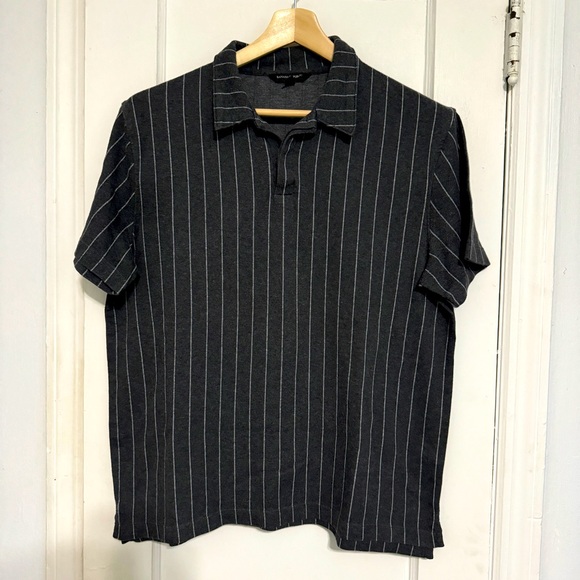 Banana Republic Men’s Jacquard Gray Striped Polo | Size: L | Gray Striped - Picture 2 of 9